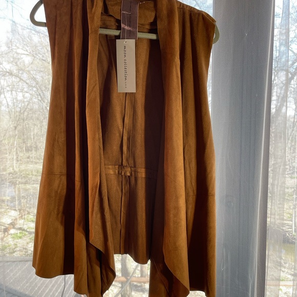 Moon Collection Jackets & Blazers - Moon Collection USA Very cute Vest .Material feels like suede, Very soft. Size L